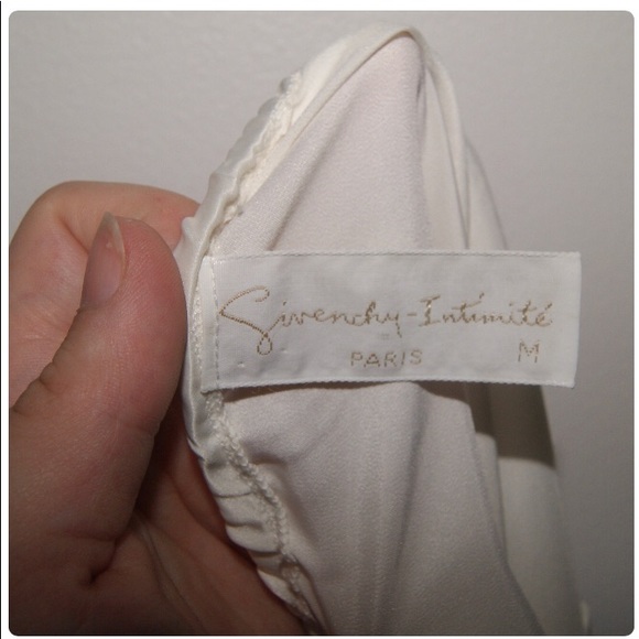 Vintage Givenchy gown/nightdress/intimates - Picture 9 of 9